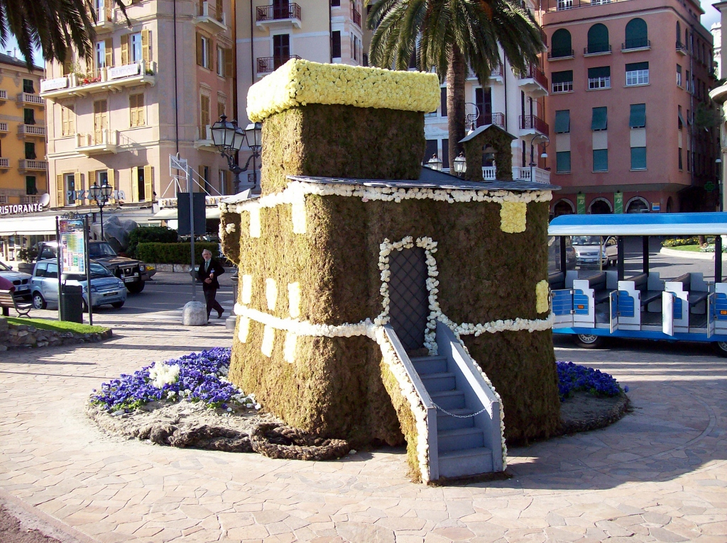 Castello fiorito (S.Pasqua)